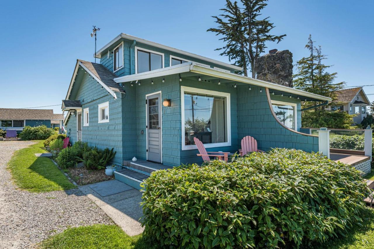 Juan De Fuca Waterfront Hotel & Cottages Sequim Exterior photo