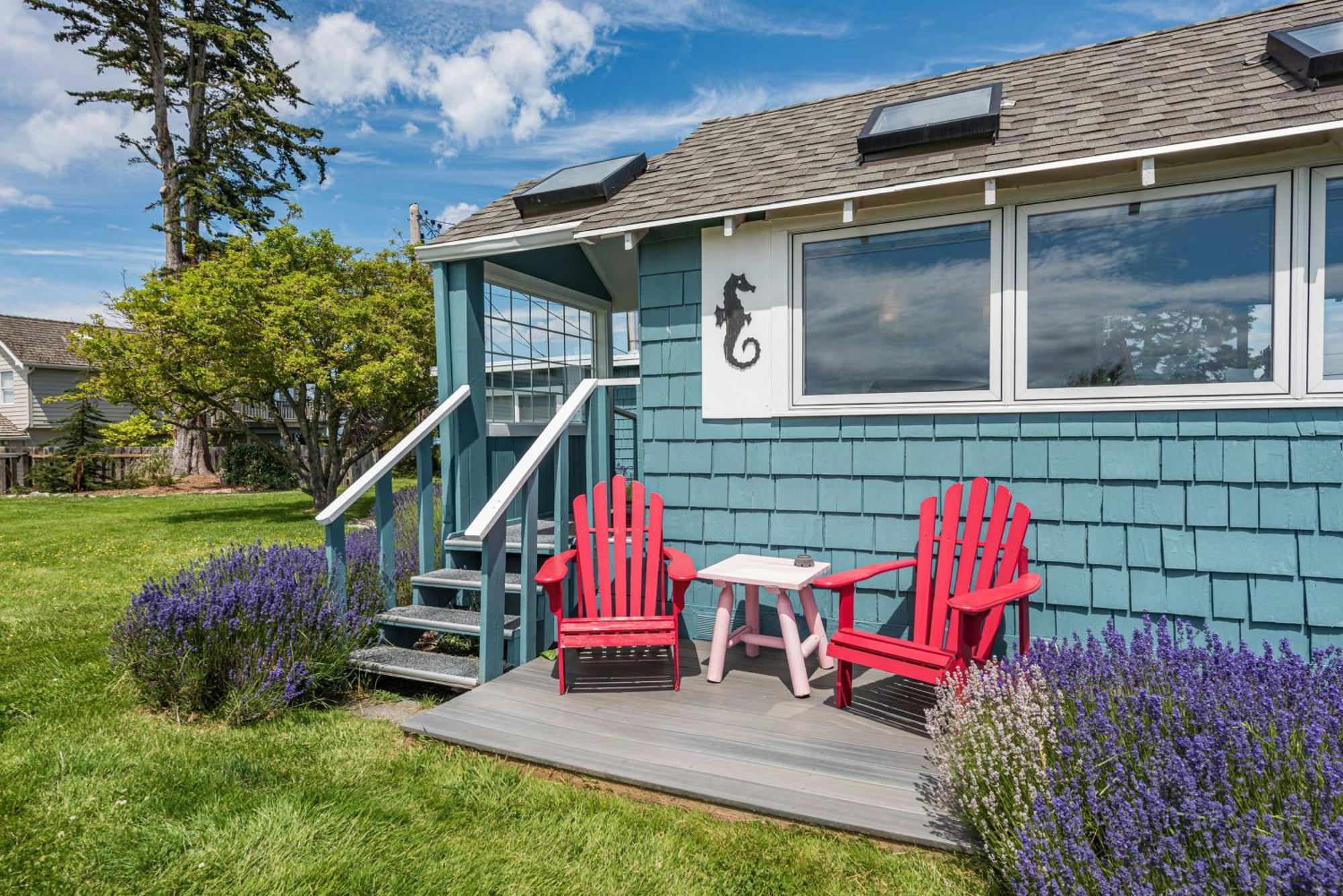 Juan De Fuca Waterfront Hotel & Cottages Sequim Exterior photo